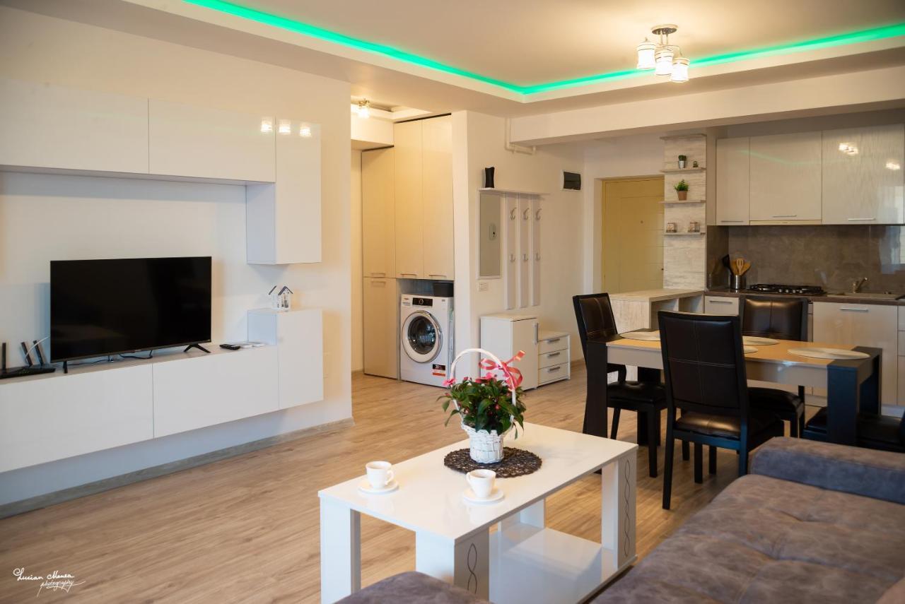 Ayan Moonlight Residence Mamaia Buitenkant foto